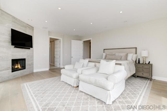 Image 17 of 29 For 13594 Mar Scenic Dr