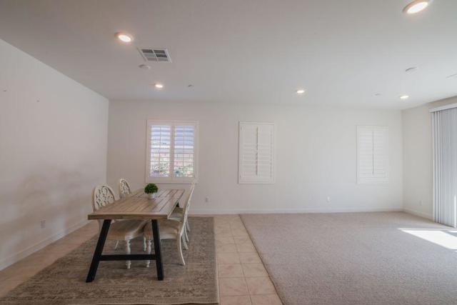 Image 18 of 30 For 35425 Domani Drive