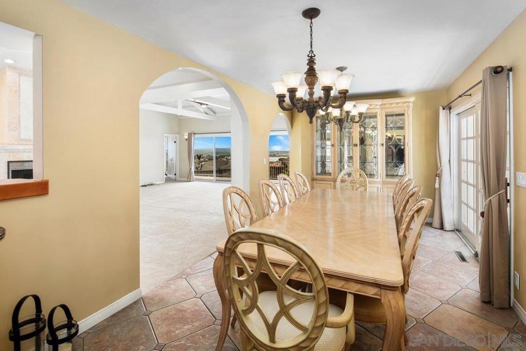 MLS #250033153SD img 3