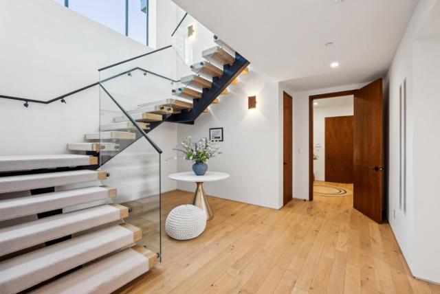 855 Darrell Road, Hillsborough CA: https://media.crmls.org/mediaz/f9bfcad9-4b69-4ea3-83b6-d072f892a34d.jpg