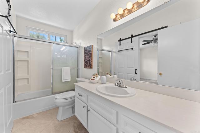 Detail Gallery Image 37 of 57 For 939 Chablis Ln, Vista,  CA 92083 - 4 Beds | 3 Baths