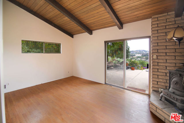 31523 Aguacate Road, San Juan Capistrano CA: https://media.crmls.org/mediaz/f9c055b4-9b10-4851-b8d9-fe16dc155730.jpg
