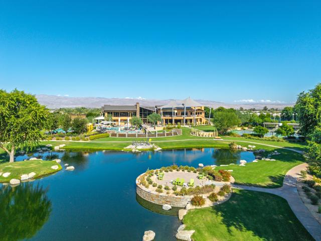 82800 Kingsboro Lane, Indio CA: https://media.crmls.org/mediaz/f9c18dec-a04f-453f-9fe0-6f7d60f1411e.jpg