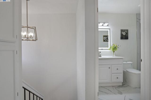 7650 Arbor Creek Cir, Dublin CA: https://media.crmls.org/mediaz/f9c27f09-94ab-40ed-a7a9-4c01f72ff6f9.jpg