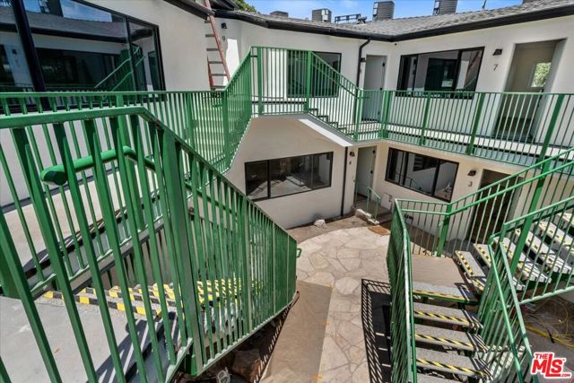 16185 W Sunset Blvd, 7 photo 11