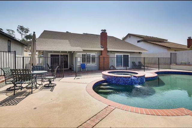 Detail Gallery Image 2 of 18 For 11020 Paseo Castanada, La Mesa,  CA 91941 - 3 Beds | 2/1 Baths