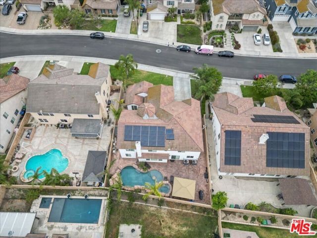 Image 36 of 39 For 7915 Saddletree Court