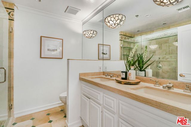 2 Bed Home for Sale in Santa Monica, California