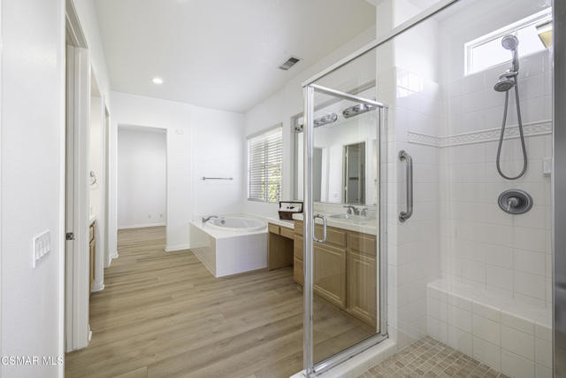 3178 Sunset Hills Boulevard, Thousand Oaks CA: https://media.crmls.org/mediaz/f9c5fffc-6f79-43e7-8908-7492721e2c81.jpg