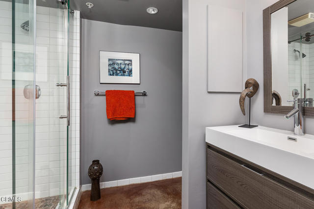 940 E 2nd Street, Los Angeles CA: https://media.crmls.org/mediaz/f9c786a4-780f-43b2-abe6-7fd6cf4fcf33.jpg