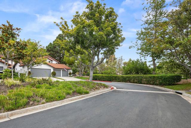 3458 Voyager Cir, San Diego CA: https://media.crmls.org/mediaz/f9c78f28-c709-4c99-b8f7-3578224d3663.jpg
