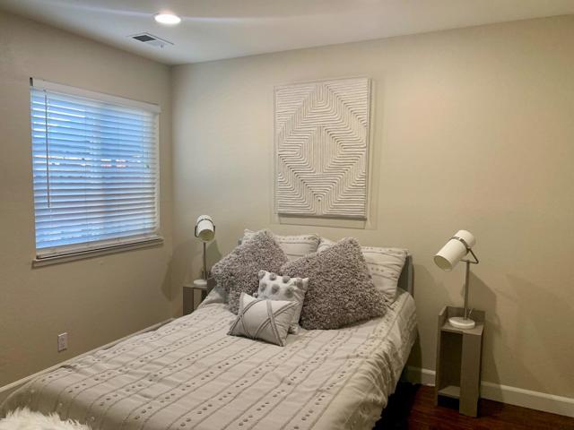 2128 Canoas Garden Avenue, San Jose CA: https://media.crmls.org/mediaz/f9c7a69a-2663-48aa-90f4-e310523e39e6.jpg