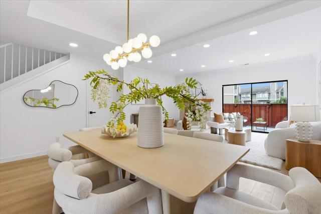 812 Ram Lane, Foster City CA: https://media.crmls.org/mediaz/f9c8cbee-1b7d-4a25-a096-fdd39caaccac.jpg