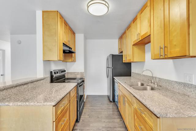 1621 Pentecoast, San Diego CA: https://media.crmls.org/mediaz/f9c8f18b-3a01-44ce-a5e8-a4835c4129ec.jpg