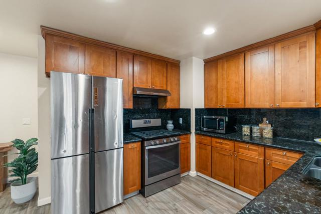 3535 Pitcairn Way, San Jose CA: https://media.crmls.org/mediaz/f9ca0b5d-5a5a-40a9-99fb-8742cfe6671a.jpg
