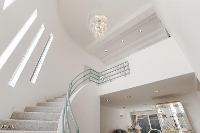 Detail Gallery Image 5 of 54 For 5331 Wavecrest Way, Oxnard,  CA 93035 - 3 Beds | 3/1 Baths