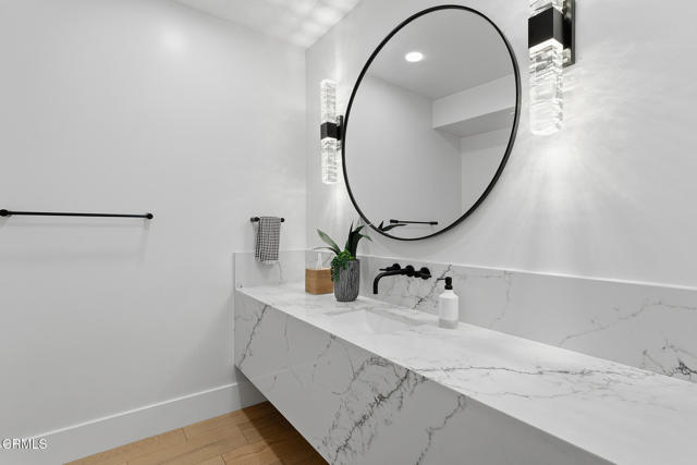 Detail Gallery Image 21 of 54 For 550 Unique Ln, Simi Valley,  CA 93065 - 5 Beds | 5/1 Baths