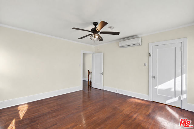 1283 South WINDSOR photo 44