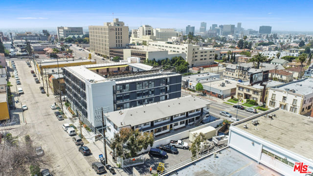 151 S Mountainview Avenue, Los Angeles CA: https://media.crmls.org/mediaz/f9cc0437-6cf4-4cc5-8832-fbae3973623b.jpg