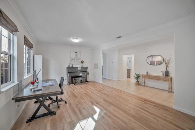 711 W Glendora Avenue, Mountain House CA: https://media.crmls.org/mediaz/f9cc464f-075b-463b-b9a6-5697283a6fcc.jpg