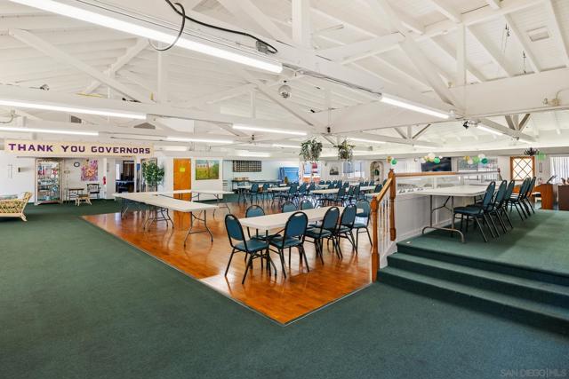 328 Killdeer, Oceanside CA: https://media.crmls.org/mediaz/f9cc51c0-3d37-4ae0-b3cd-1b18e25c1913.jpg