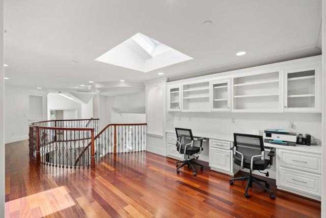 12690 Dianne Drive, Los Altos Hills CA: https://media.crmls.org/mediaz/f9ccba61-2d3d-4a4f-8b32-1ceba3047f4c.jpg