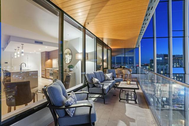 888 W E Street, San Diego CA: https://media.crmls.org/mediaz/f9cd5af1-1f60-4e34-9735-75bae8c07b0d.jpg