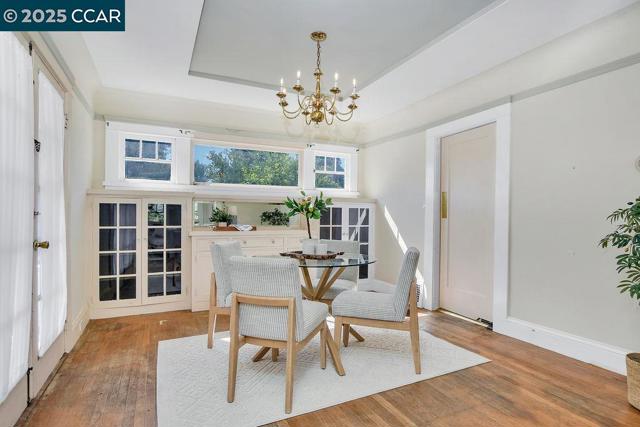 1634 Alhambra Ave, Martinez CA: https://media.crmls.org/mediaz/f9cd6b61-d250-463b-bc45-6f7086255631.jpg