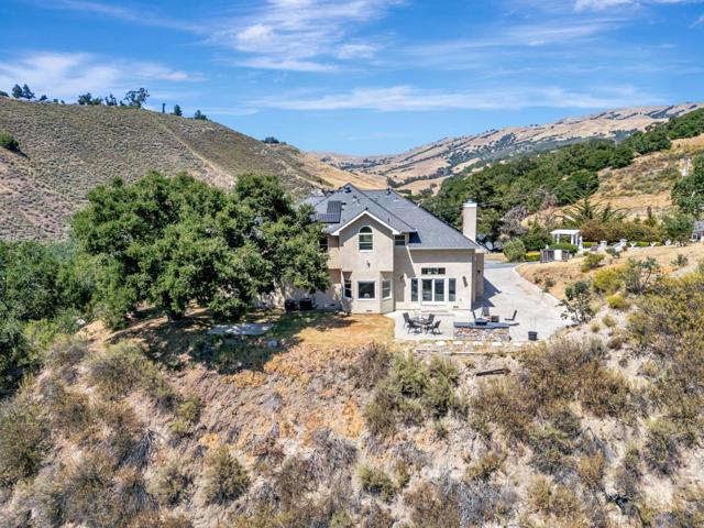28837 Underwood Road,  CA: https://media.crmls.org/mediaz/f9ce011e-988f-4bb4-9fc7-ebe327a1cf1d.jpg