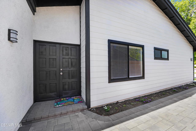4188 Minnecota Drive, Thousand Oaks CA: https://media.crmls.org/mediaz/f9cf8643-50fc-4be9-b825-4e252a1045cc.jpg