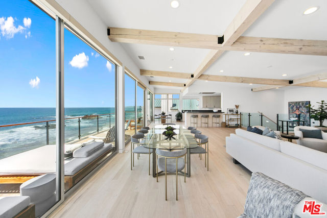 24928 Malibu Road, Malibu CA: https://media.crmls.org/mediaz/f9cfa52e-f96f-486b-a786-60f63a247e17.jpg