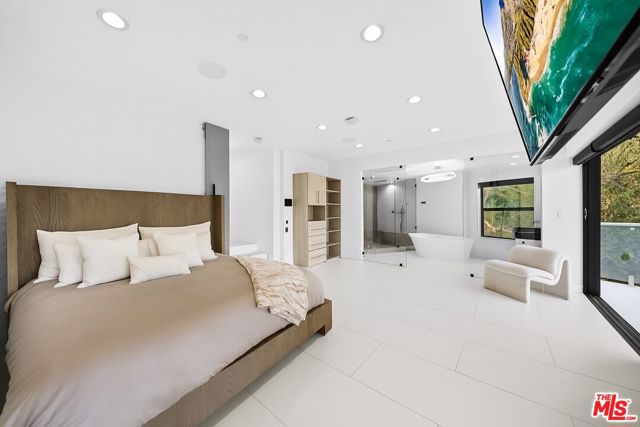 7141 Woodrow Wilson Drive, Los Angeles CA: https://media.crmls.org/mediaz/f9d02f46-353d-4ce4-8aa2-318c1d517f8b.jpg