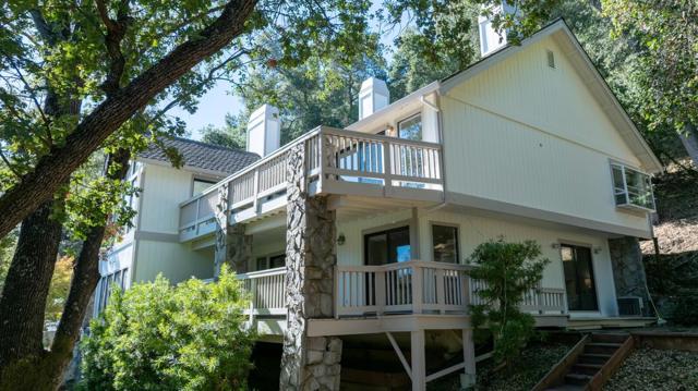 16669 Walter Breton Drive, Morgan Hill CA: https://media.crmls.org/mediaz/f9d101c8-1b88-4605-84e4-df7c7ff226c5.jpg