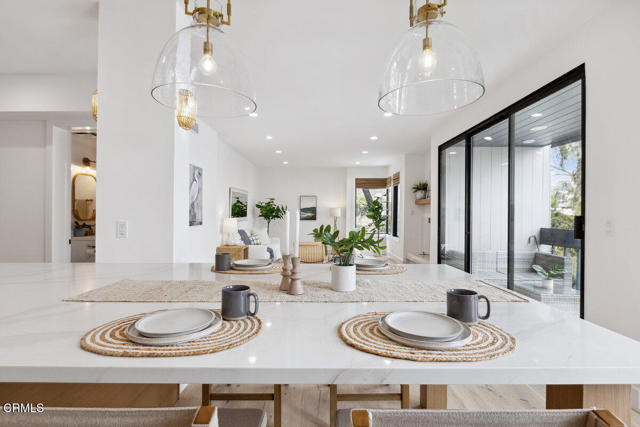 Detail Gallery Image 15 of 49 For 350 Paseo De Playa #121,  Ventura,  CA 93001 - 3 Beds | 2/1 Baths
