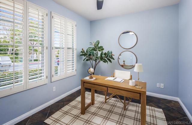 1153 Pacifica Place, Encinitas CA: https://media.crmls.org/mediaz/f9d28404-1767-4aca-9ad6-43b4e1e42426.jpg