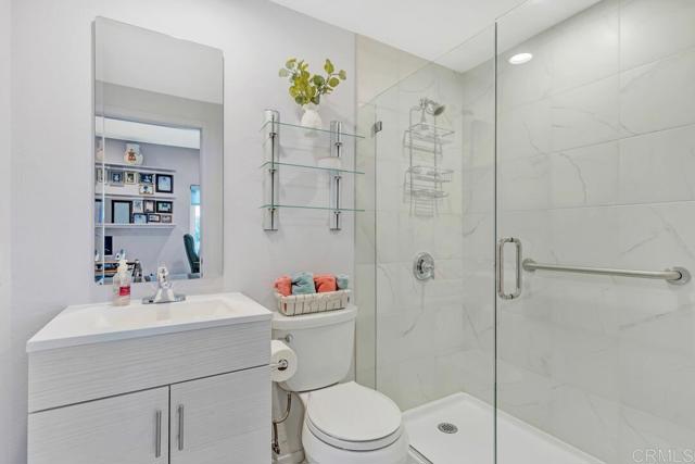 4125 PINDAR Way, Oceanside CA: https://media.crmls.org/mediaz/f9d2e68b-4de9-4ace-976d-7c4be9529f1b.jpg