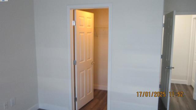 Image 18 of 26 For 4222 Clarinbridge Cir