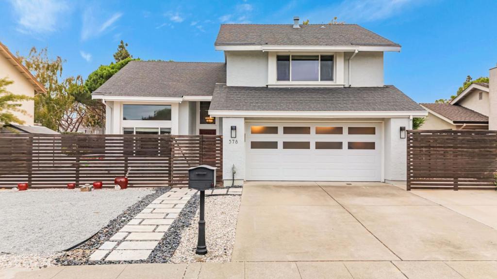 578 Seahorse Lane