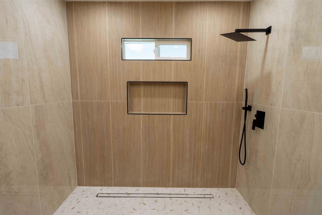 MLS #250039460SD image #51