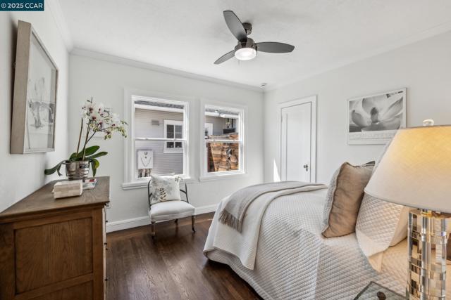 3036 Delaware St, Oakland CA: https://media.crmls.org/mediaz/f9d87ce6-1728-47e2-b508-36bee7841013.jpg