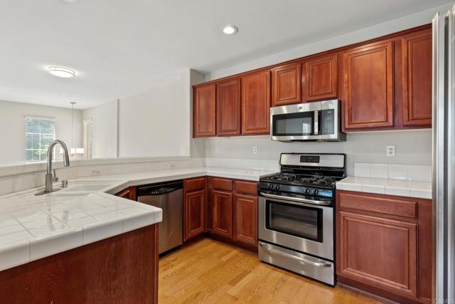 39901 Alpine Union Street, Murrieta CA: https://media.crmls.org/mediaz/f9d8fcde-e27b-4054-9c42-43a1fba1c889.jpg
