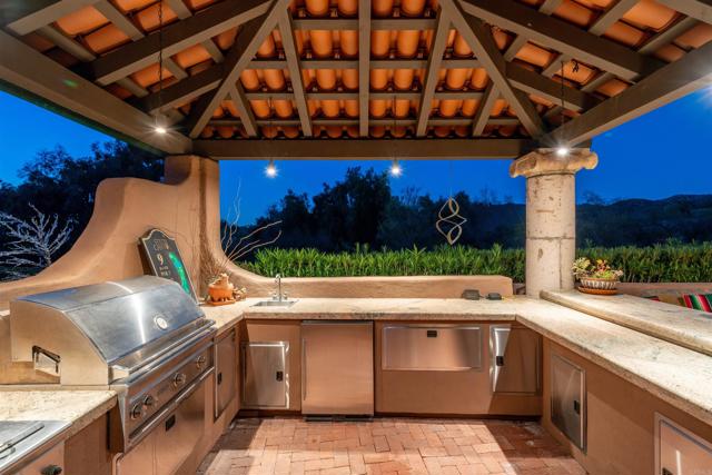 3198 Ashley Park Way, Jamul CA: https://media.crmls.org/mediaz/f9db793a-08e0-4169-8b93-8a83db937d87.jpg