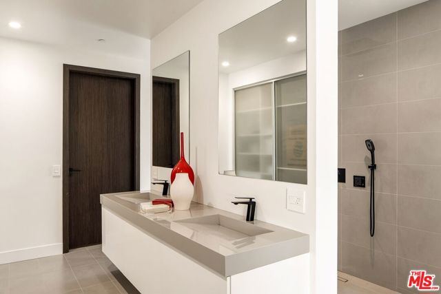 80885 Vista Bonita Trail, La Quinta CA: https://media.crmls.org/mediaz/f9dc2002-e0bd-4538-9bd1-f261a123baa3.jpg