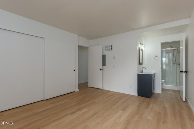 267 S Ventura Road, Port Hueneme CA: https://media.crmls.org/mediaz/f9dc3a59-2d08-487e-b80f-849321f12d1f.jpg