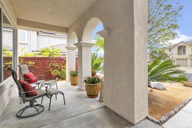 Detail Gallery Image 6 of 65 For 23860 Hollingsworth Dr, Murrieta,  CA 92562 - 4 Beds | 4 Baths