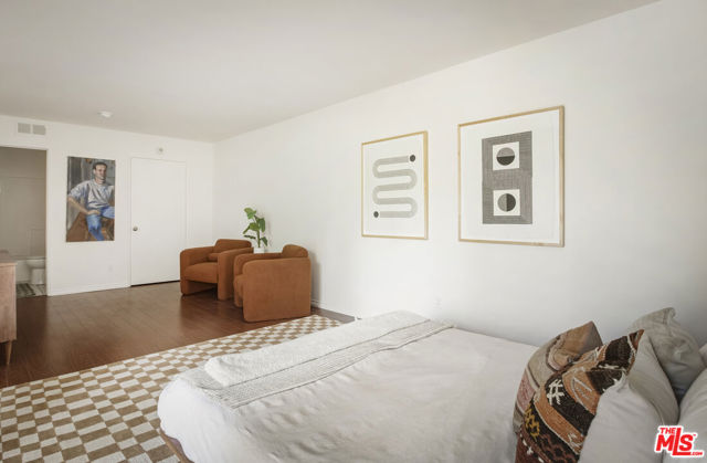 6140 Monterey Road, Los Angeles CA: https://media.crmls.org/mediaz/f9dc9d90-fcc1-44e3-bddc-c26433ac97e0.jpg