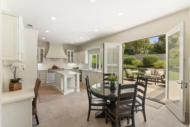 Detail Gallery Image 18 of 52 For 7062 Crystalline Dr, Carlsbad,  CA 92011 - 4 Beds | 2/1 Baths