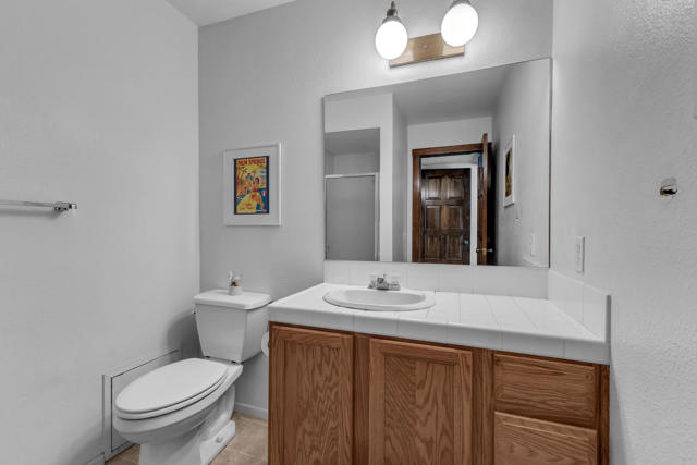 35970 Lindera Court, Rancho Mirage CA: https://media.crmls.org/mediaz/f9dd0556-de5c-404f-9320-deb01e9003b5.jpg