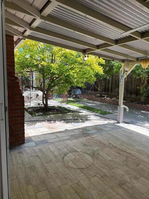 1014 W Homestead Road, Sunnyvale CA: https://media.crmls.org/mediaz/f9de1946-9ba7-4004-98bc-36f43e98085f.jpg
