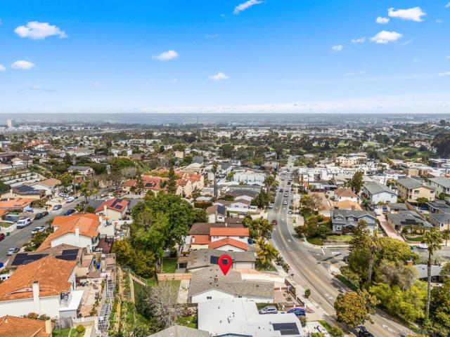 2068 Catalina, San Diego CA: https://media.crmls.org/mediaz/f9de1a83-9f16-49ec-a02e-08e34efb9af7.jpg